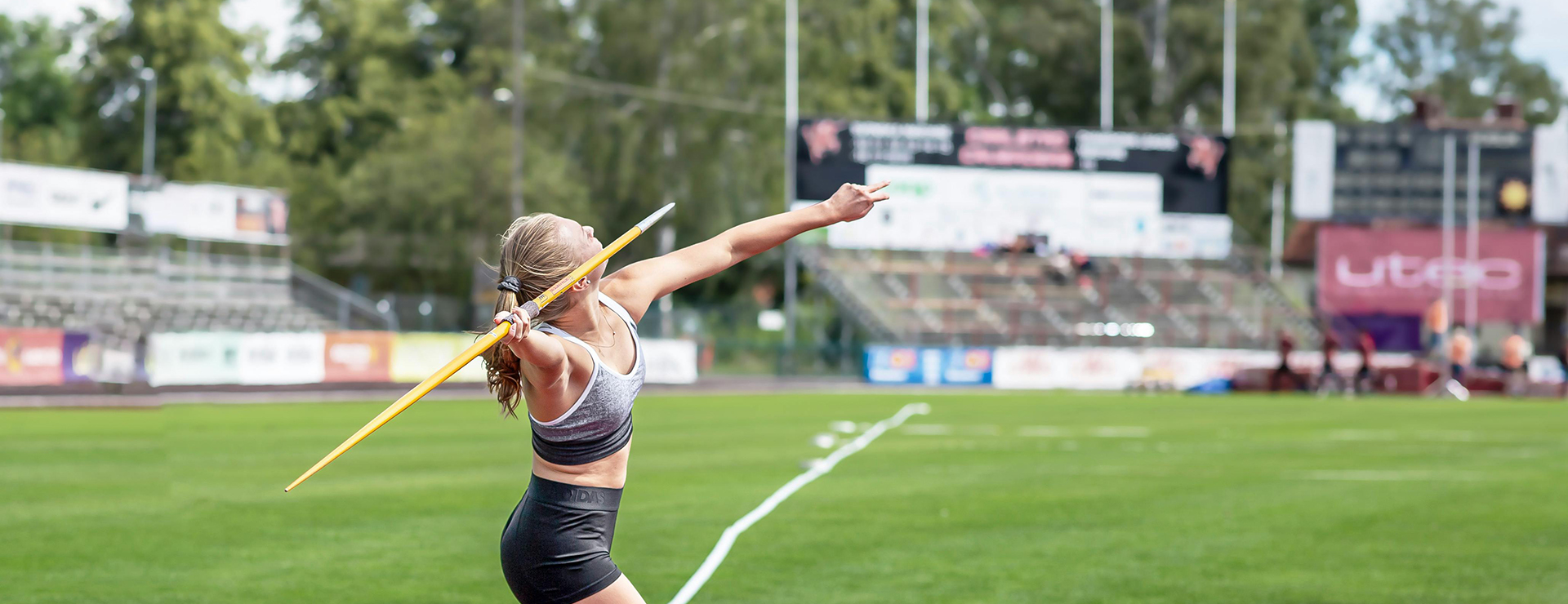 Track Shop -Track Shop pexels maria argiroudaki 838140423 19902437